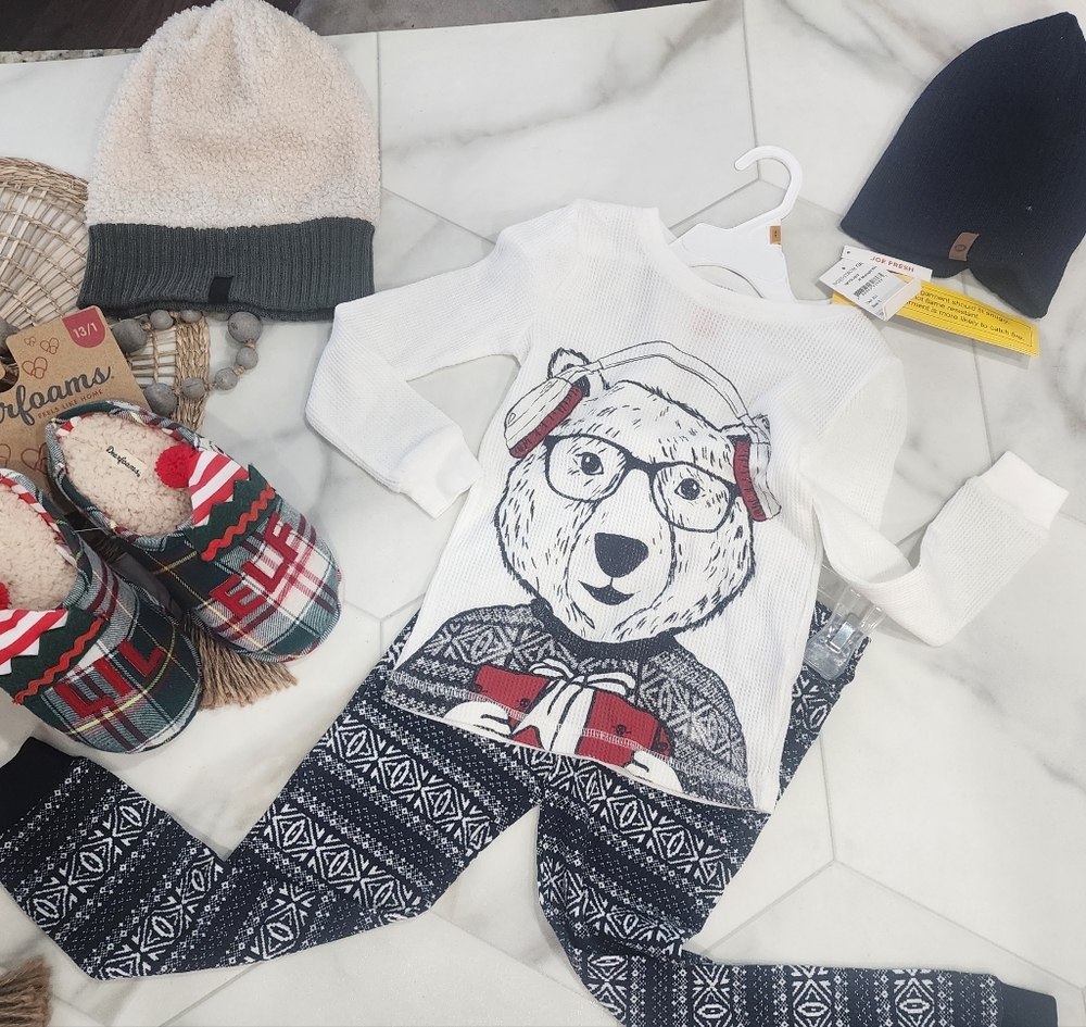 [ Joe Fresh] BRAND NEW- CUTEST PAJAMA SET- bear🐻‍❄️🎁-blue w/ fair isle print.